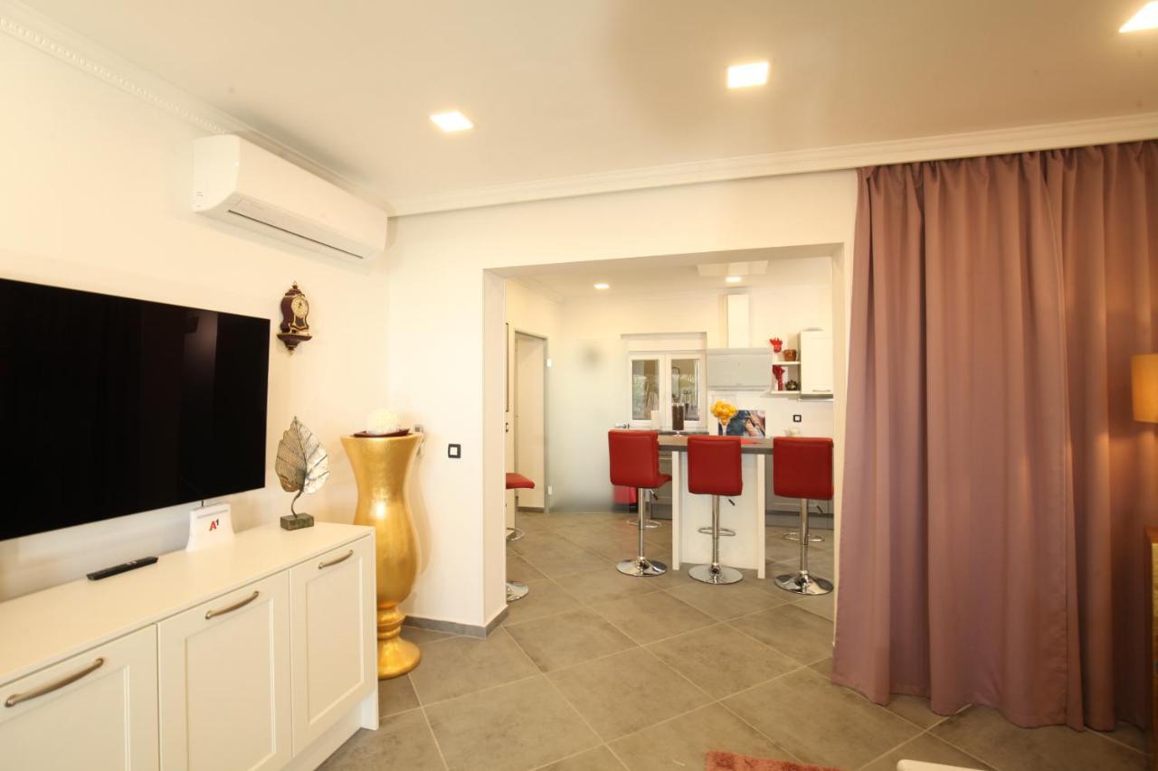 Luxurious Seaview Apartment Σίμπενικ Εξωτερικό φωτογραφία