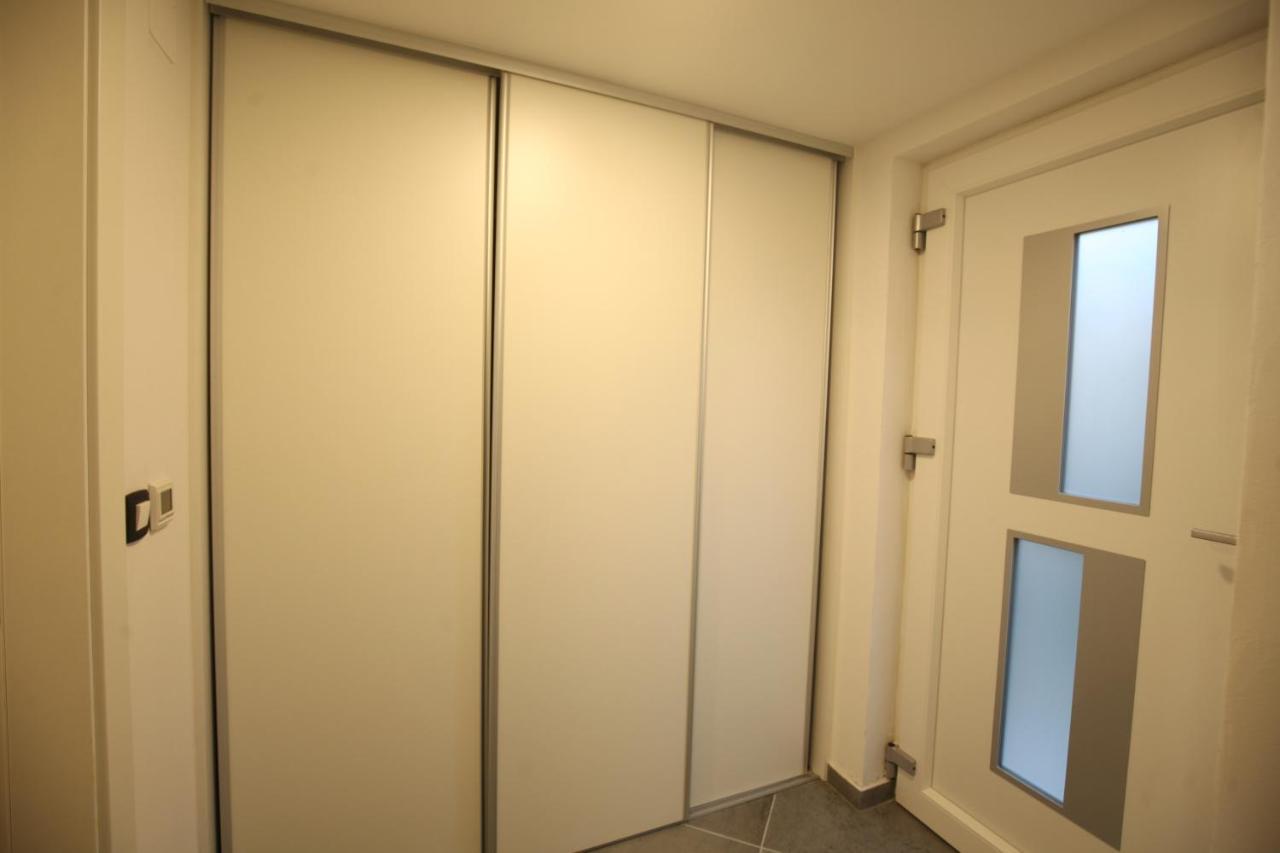 Luxurious Seaview Apartment Σίμπενικ Εξωτερικό φωτογραφία